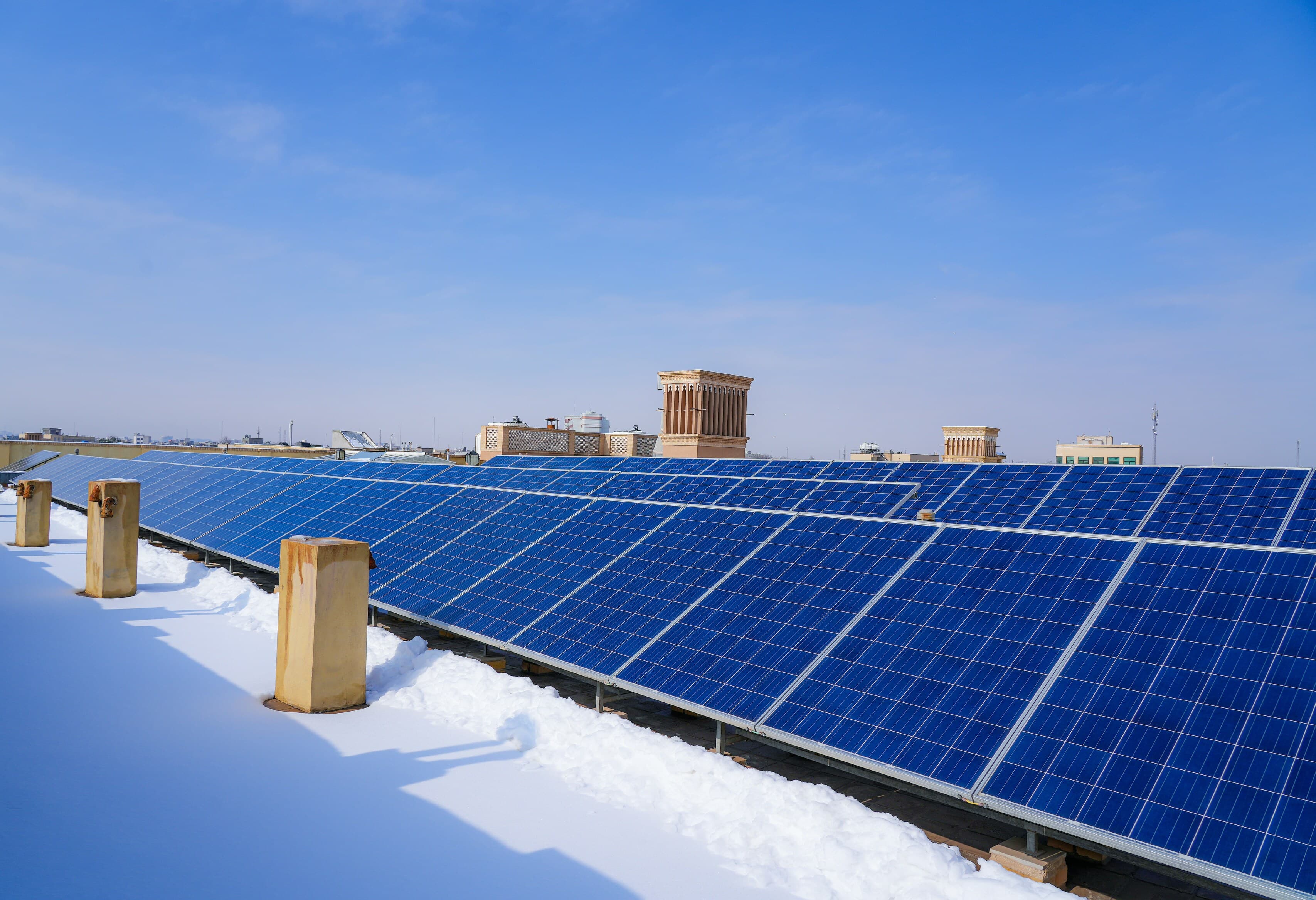 Solarni paneli pod snegom — ATMOCE Smart Snow Removal